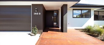 Family Friendly on Forest! Amazing Location