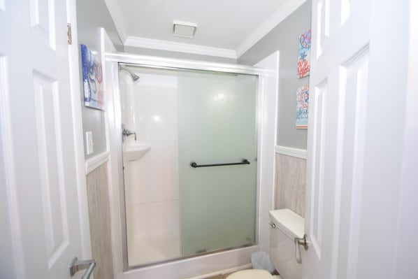 Appartement, 1 chambre | Salle de bain