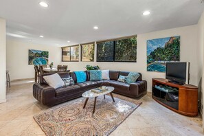 Condo, 3 Bedrooms | Living area | Smart TV - La Jolla Gem 3 Bedroom Condo (La Jolla)