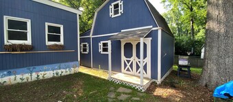 Entire home, charming 3-2 near the Marietta square!