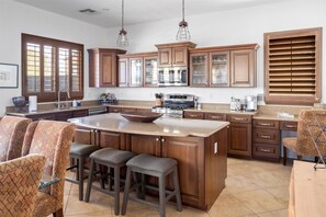 Fridge, microwave, oven, stovetop - 4BR Heated Pool Estrella Mountain House (Goodyear)