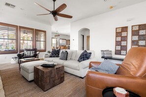 Smart TV, books - 4BR Heated Pool Estrella Mountain House (Goodyear)