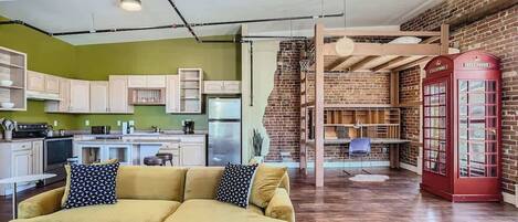 TV, offices
