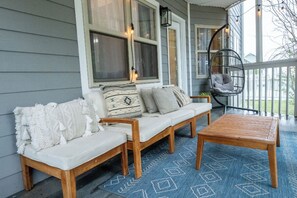 TV, fireplace - *Stunning 2BD Cabin w/ Hot Tub! Pool Access + Sauna* (Gatlinburg)