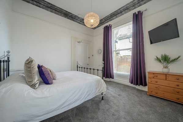 1 makuuhuone, silitysrauta/-lauta, Wi-Fi, vuodevaatteet