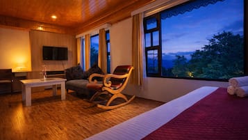 Soundproofing, iron/ironing board, free WiFi, bed sheets