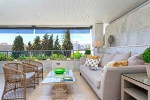 Property grounds - Bright Apartment in Marbella. Jardines del Principe (Marbella)