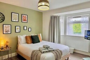 1 chambre, fer et planche à repasser, Wi-Fi, draps fournis