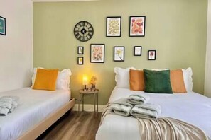 1 chambre, fer et planche à repasser, Wi-Fi, draps fournis