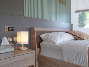 Deluxe Tent, Hill View | 1 bedroom, free WiFi - Penginapan Alam DGlorious CraterKamojang (Mekarwangi)