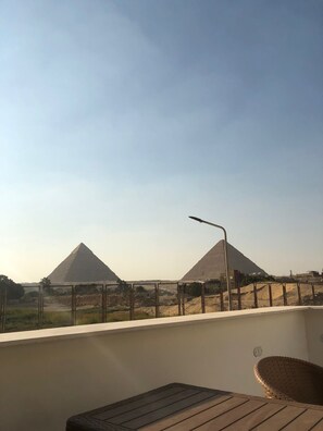 Lobby - Pyramids Third Eye (Giza)