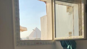 Room - Pyramids Third Eye (Giza)