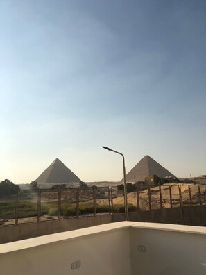 Lobby sitting area - Pyramids Third Eye (Giza)