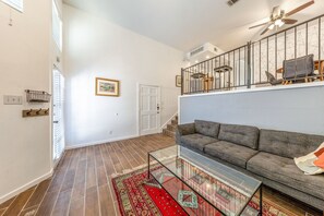 Smart TV, fireplace, books, music library