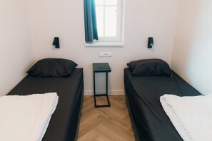 8 habitaciones y internet 