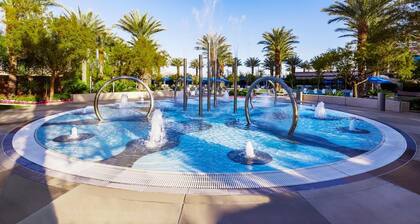 2Bed/2Bath Deluxe Margaritaville Las Vegas!