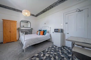 1 habitación y caja de seguridad en la habitación