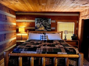 1 bedroom, iron/ironing board, free WiFi, bed sheets - Witt's End (Sevierville)