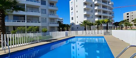 Apartamento | Piscina | Piscina externa sazonal