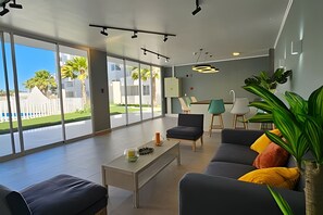 Living area - Oceana Suites Distrito Verde (La Serena)