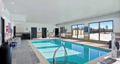 Best Western Plus Marquette Hotel & Suites