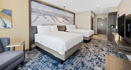 Best Western Plus Marquette Hotel & Suites