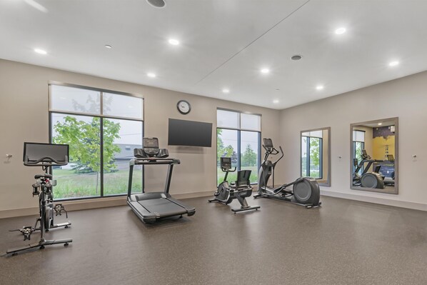 Fitness facility - Best Western Plus Marquette Hotel & Suites (Marquette)