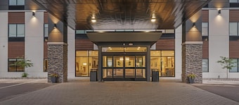 Best Western Plus Marquette Hotel & Suites