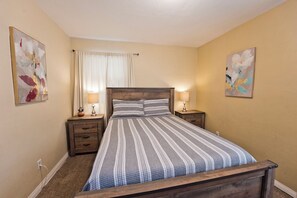 2 Schlafzimmer, Bügeleisen/Bügelbrett, WLAN, Bettwäsche