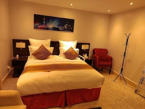 In-room safe, blackout drapes, iron/ironing board, free WiFi - Carwan Altahliya (Jeddah)
