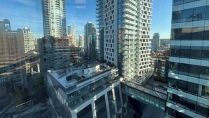 Unclassified image, 5 of 24, button - 2 Bedroom Penthouse Loft DT Van! (Vancouver)