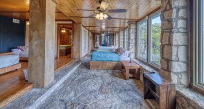 Unique home on Catclaw Mountain with a pool and pet friendly