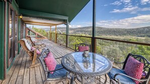 Outdoor dining - Unique home on Catclaw Mountain with a pool and pet friendly (Concan)