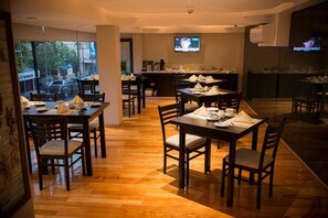 Restaurant - Hotel Zarek (Posadas)