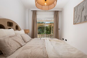 3 makuuhuonetta, silitysrauta/-lauta, ilmainen Wi-Fi