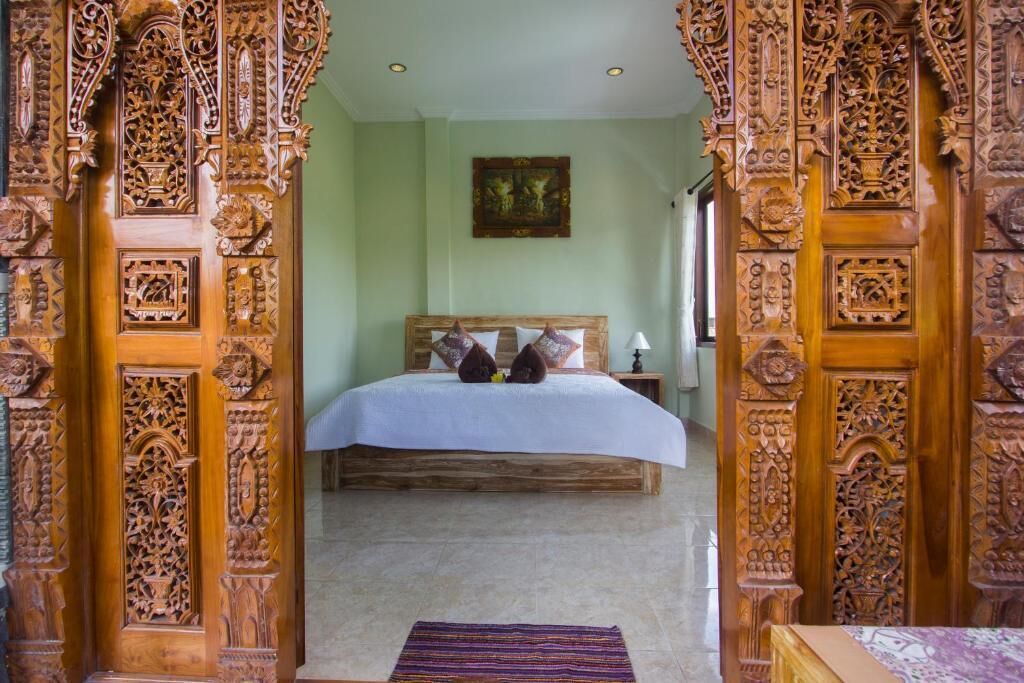 Standard Room, Balcony, Courtyard View | Desk, free WiFi, bed sheets