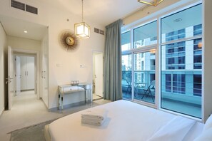 2 室のベッドルーム、アイロン / アイロン台、WiFi (無料)、ベッドシーツ