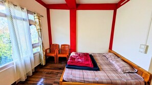 1 bedroom, iron/ironing board