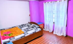 2 Schlafzimmer, Bügeleisen/Bügelbrett, Bettwäsche, Rollstuhlgeeignet