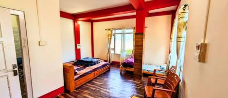 1 chambre, fer et planche Ă repasser, draps fournis