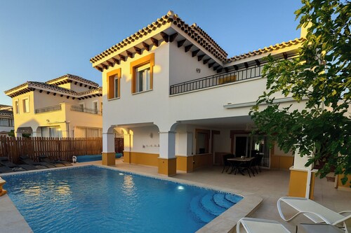 Baron Villa With Private Heated Pool on Mar Menor