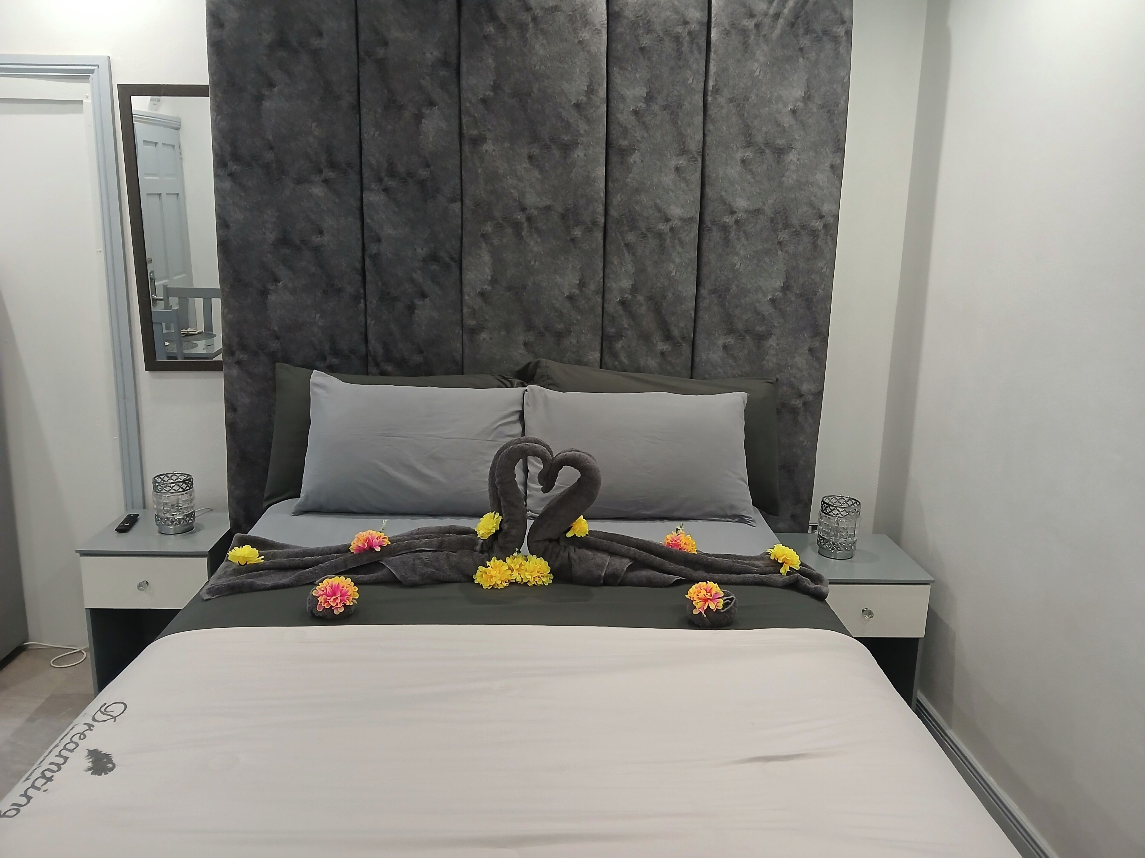 1 多间卧室、熨斗/熨衣板、免费 WiFi、床单