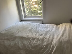 Apartment | 1 bedroom, free WiFi, bed sheets
