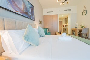 Bügeleisen/Bügelbrett, kostenloses WLAN, Bettwäsche