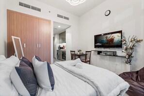 1 chambre, fer et planche à repasser, Wi-Fi gratuit, draps fournis