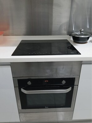 Fridge, microwave, dishwasher, electric kettle