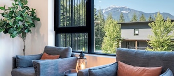 Cedar and Loam by Revelstoke Vacations