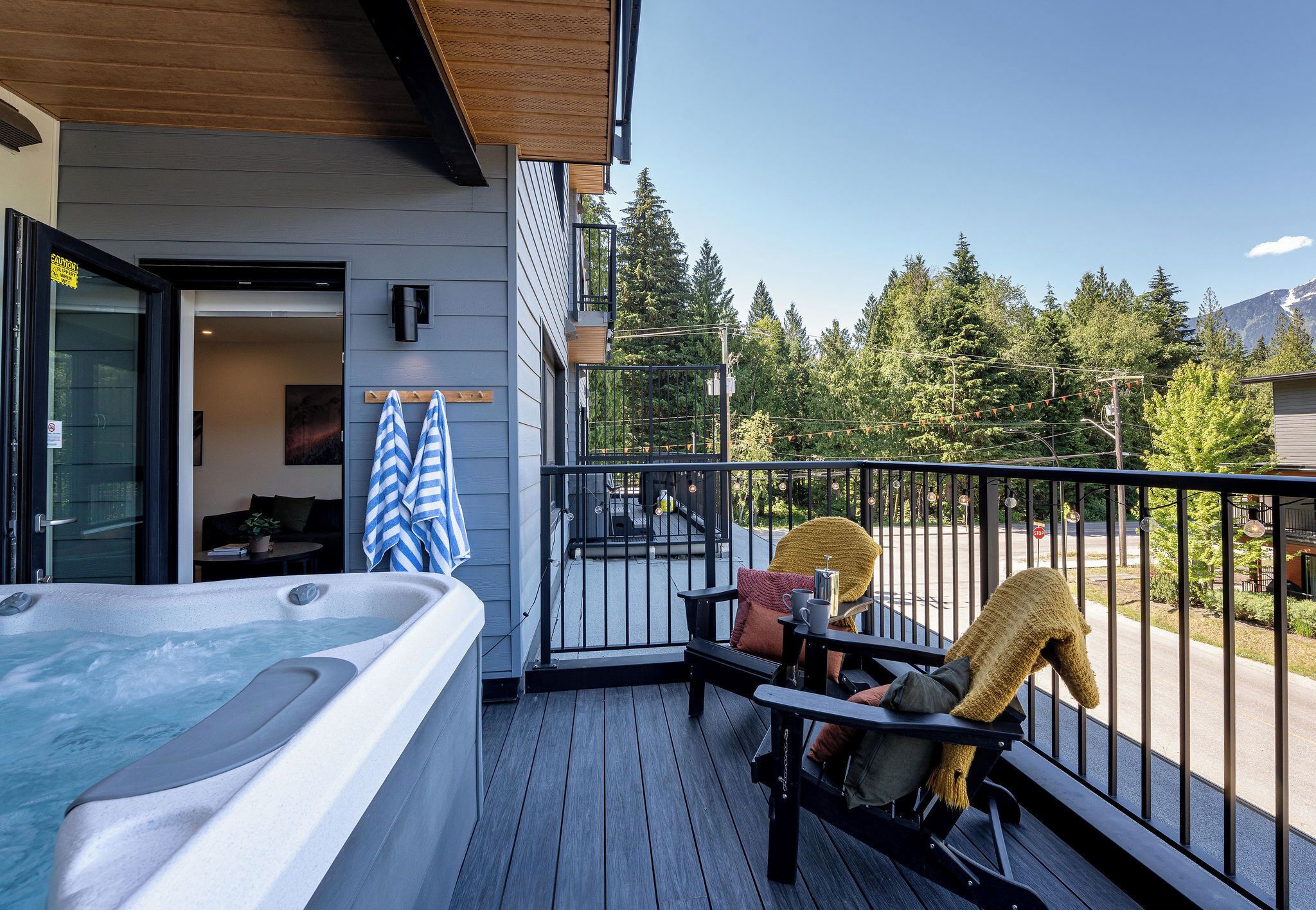 Condo | Baignoire à remous privée
