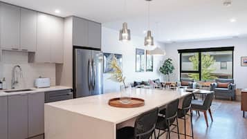 Condo | Private kitchen
