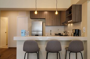 Apartment | 2 bedrooms, Internet - w Comfy 2BR w Modern Balcony Near Kennedy Park (Lima)